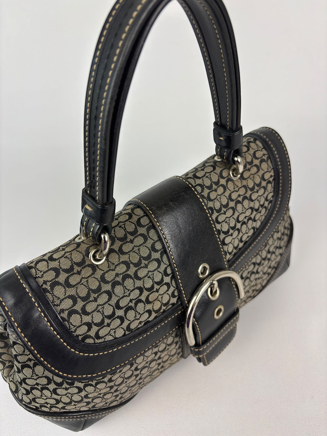 Coach Mini Signature Buckle Satchel (Doktortaschen-Silhouette)