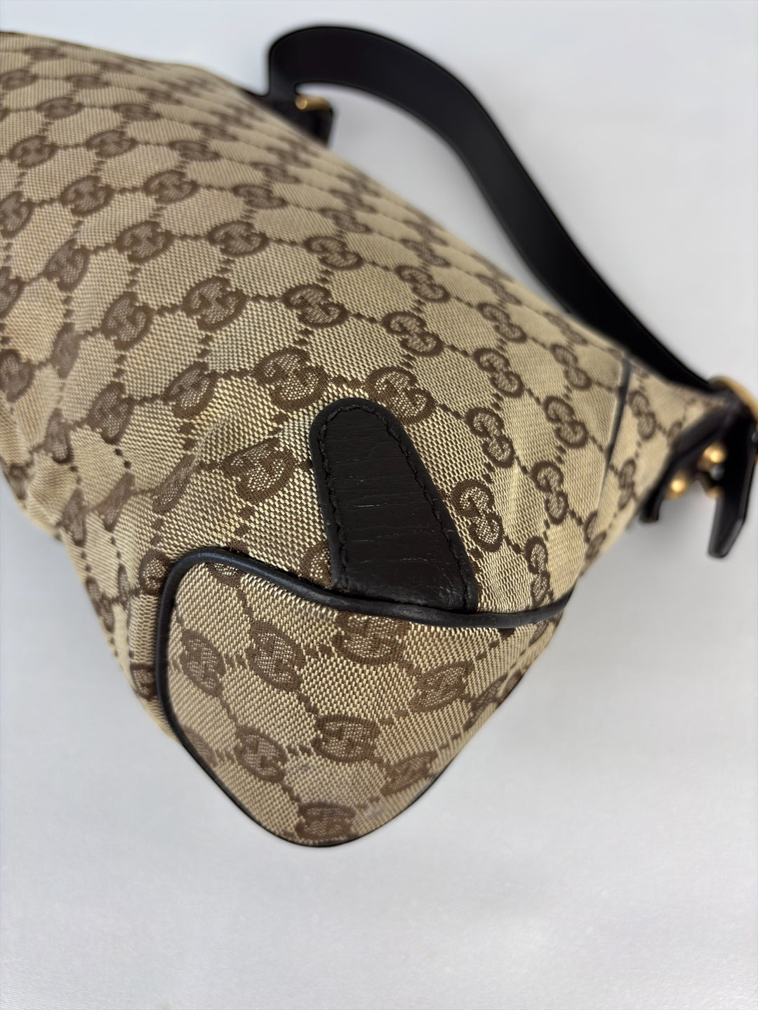 Gucci Horsebit Chain Baguette Bag mit Klappe (Vintage Web/Horsebit-Kollektion)