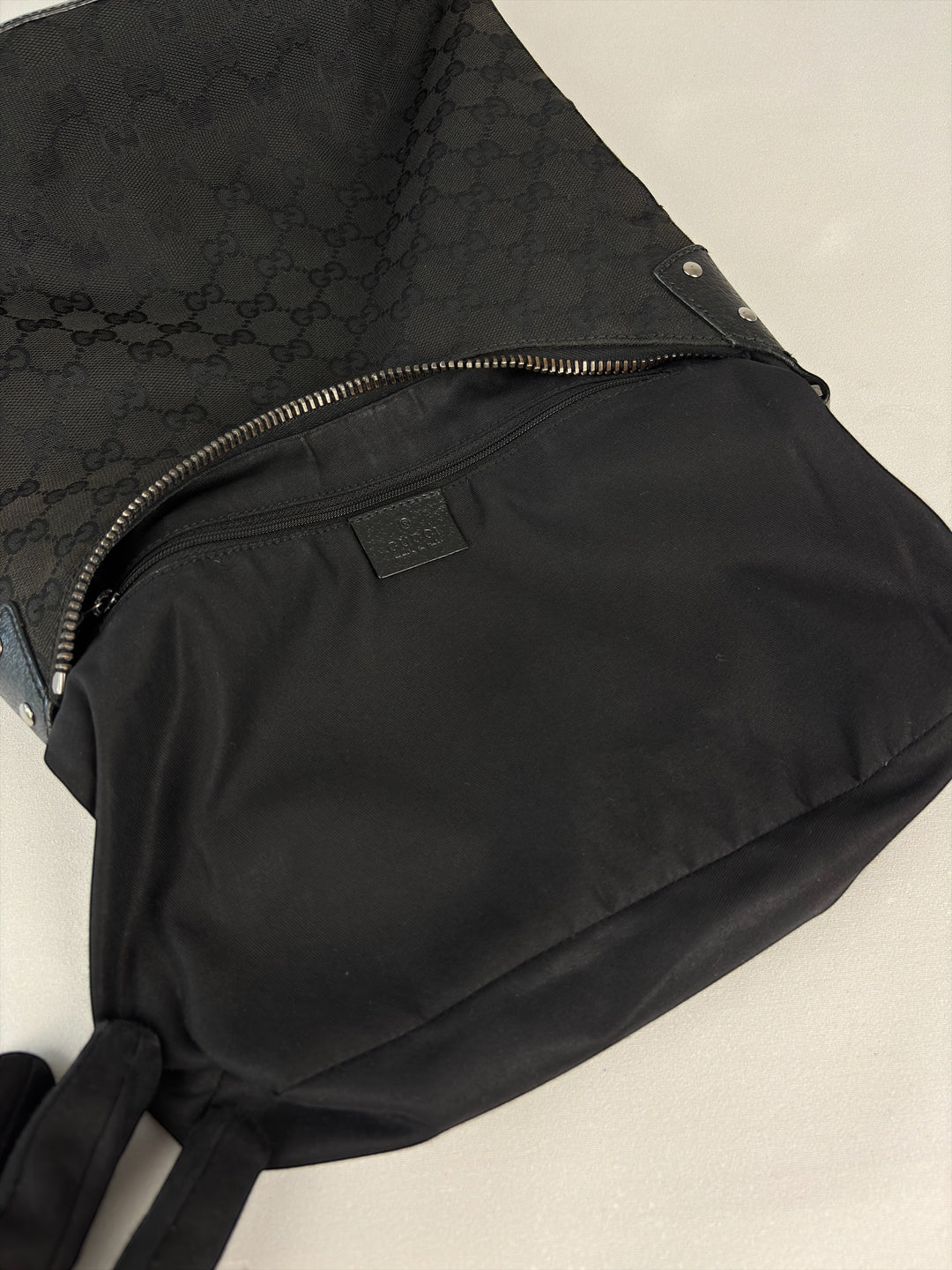 Gucci GG Canvas Hobo Bag Shoulderbag TopHandle