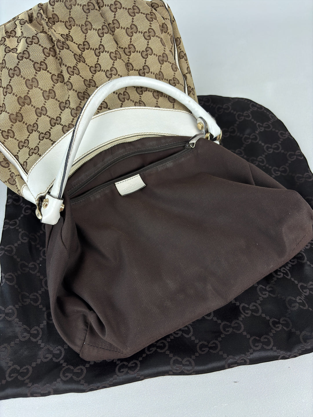 Gucci Vintage Abbey D-Ring Hobo Bag