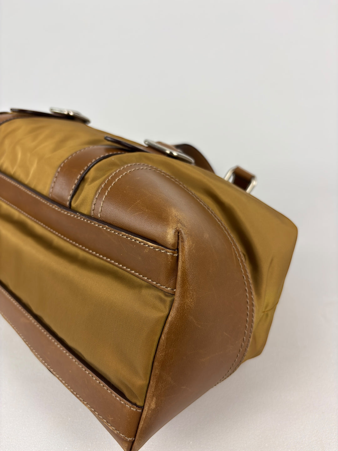 Prada Vitello Trim Tessuto Nylon Shoulder Bag / Schultertasche