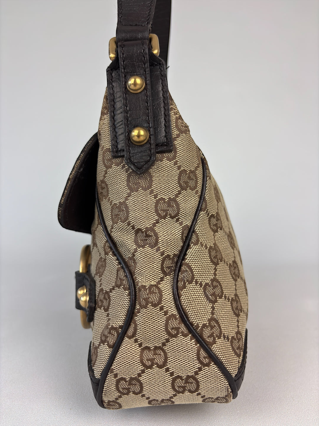 Gucci Horsebit Chain Baguette Bag mit Klappe (Vintage Web/Horsebit-Kollektion)