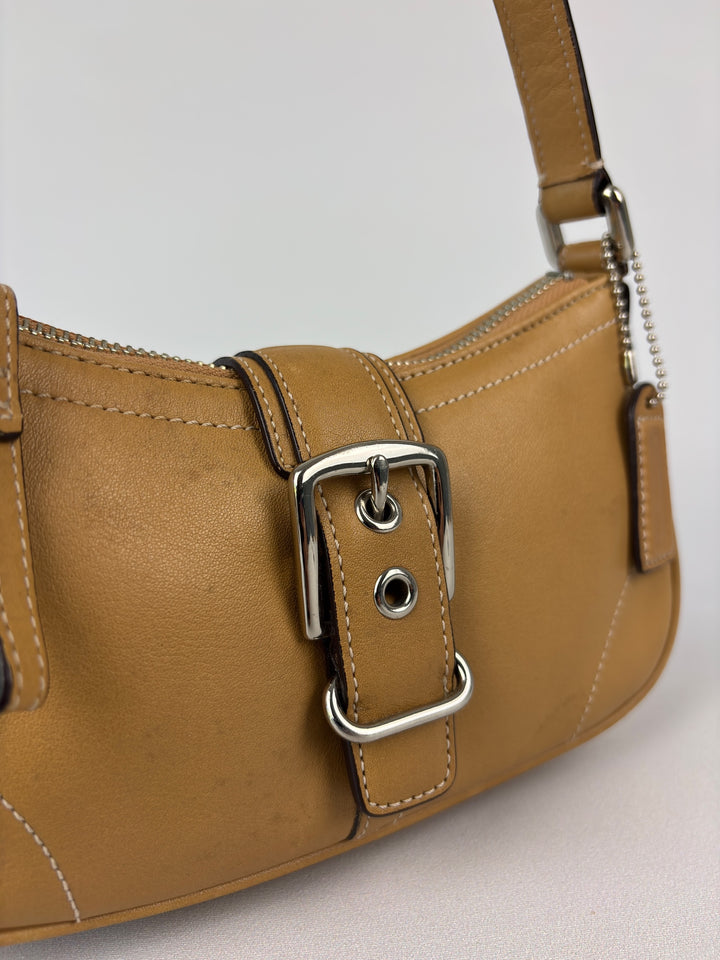 Coach Signature Sufflette