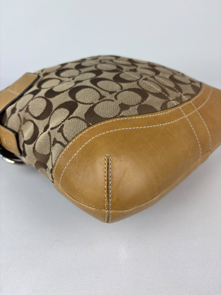 Coach Signature Ergo Buckle Shoulderbag