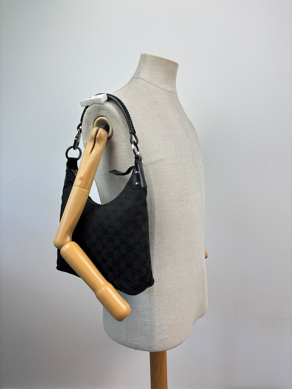 Gucci GG Canvas Hobo Bag Shoulderbag TopHandle