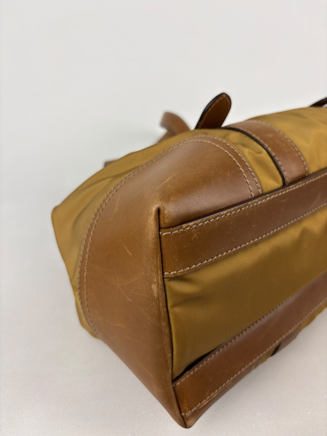 Prada Vitello Trim Tessuto Nylon Shoulder Bag / Schultertasche