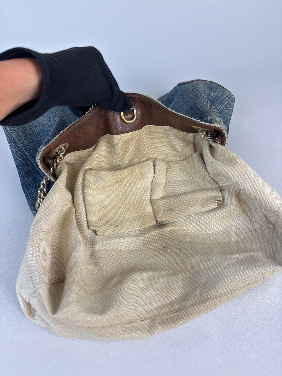 Gucci Soho Denim Tote/Hobo Bag mit Kettenriemen und Fransenanhänger