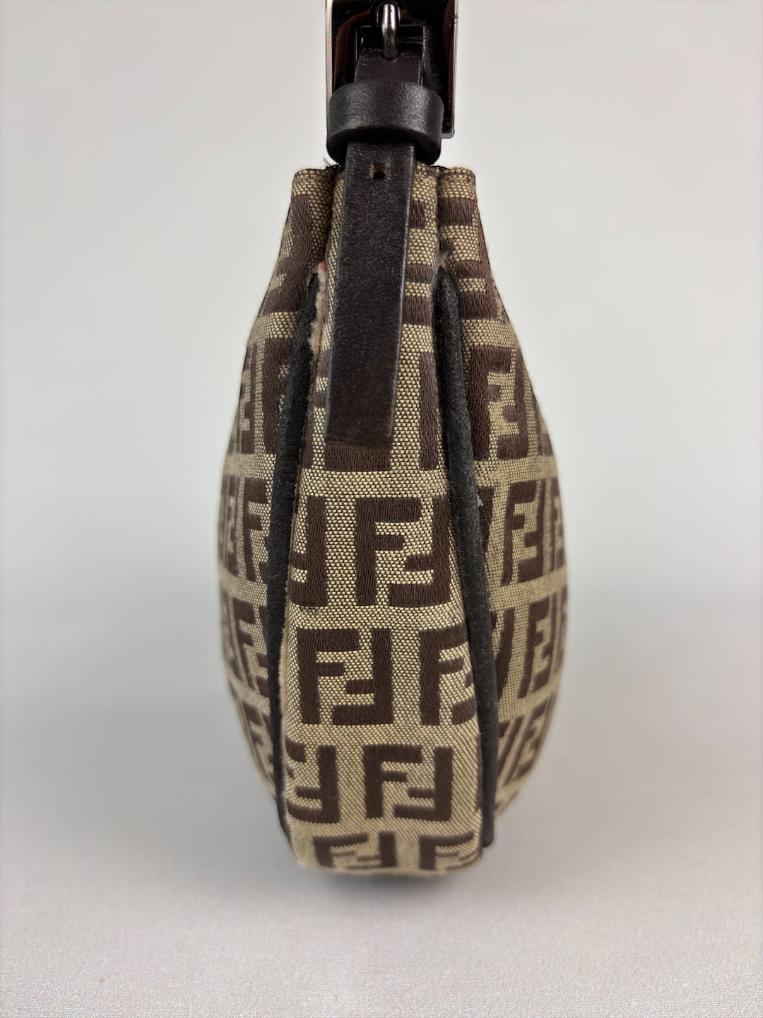 Fendi Zucca Baguette / Croissant / Halbmond / Pochette Schultertasche