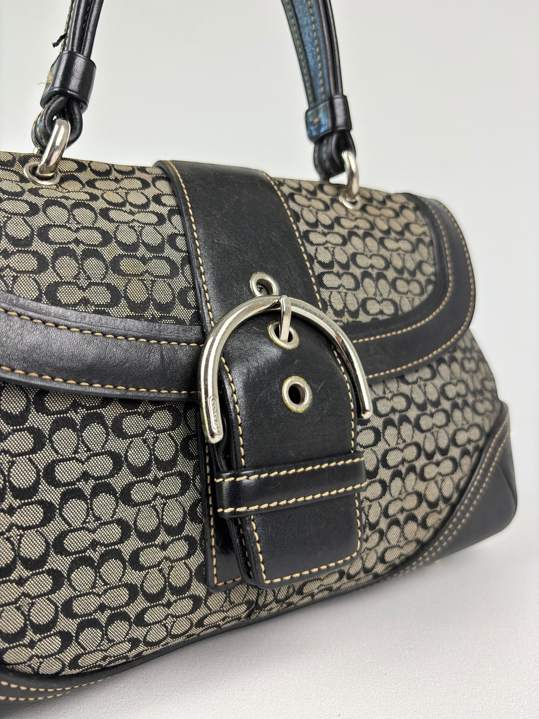 Coach Mini Signature Buckle Satchel (Doktortaschen-Silhouette)