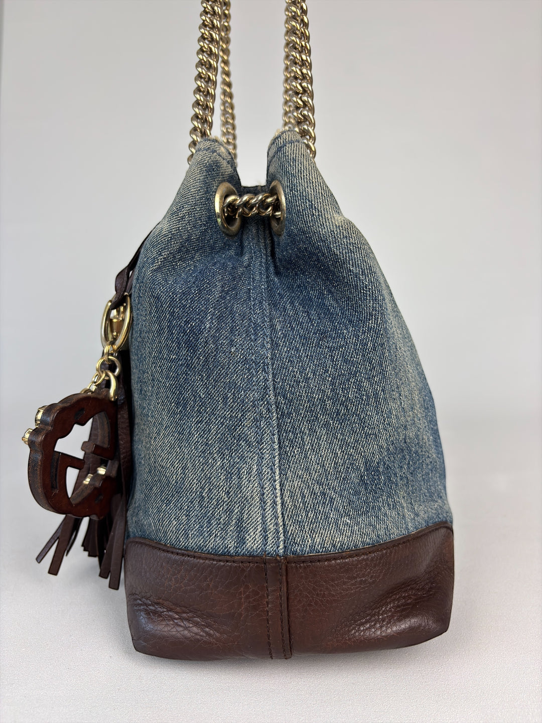 Gucci Soho Denim Tote/Hobo Bag mit Kettenriemen und Fransenanhänger
