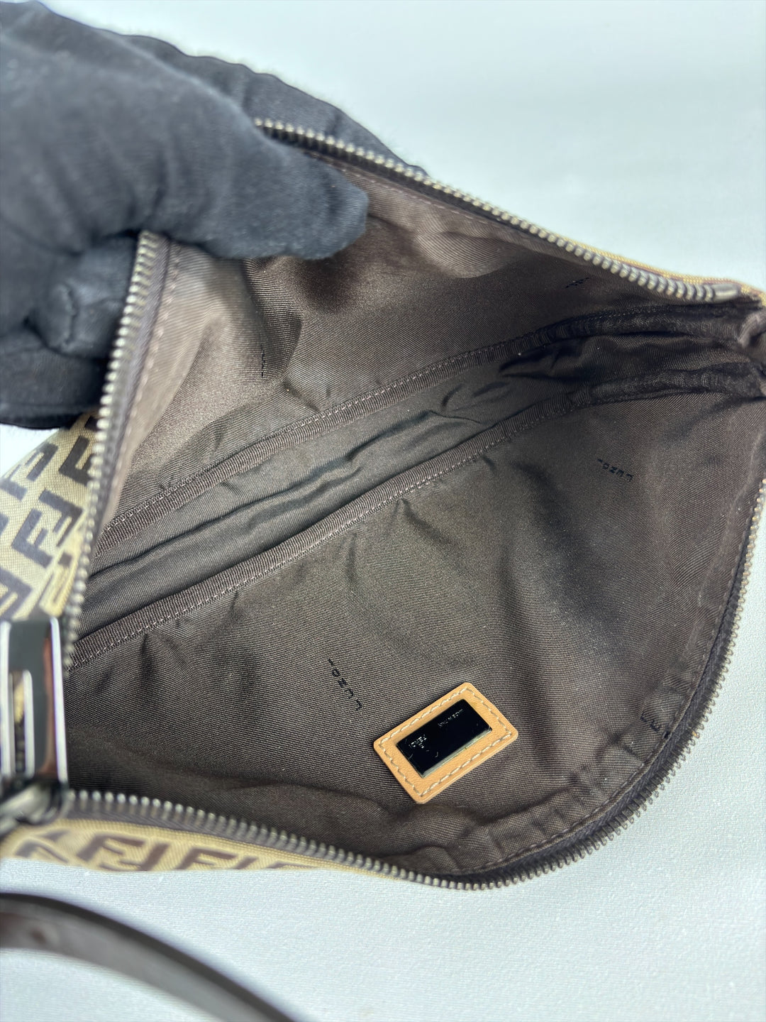 Fendi Zucca Baguette / Croissant / Halbmond / Pochette Schultertasche