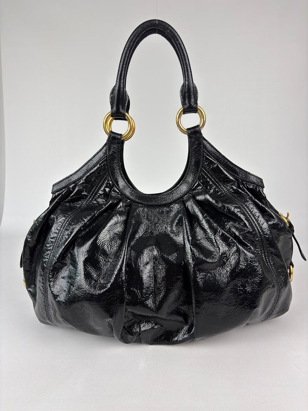 Miu Miu Lackleder Hobo Bag Croissant Halfmoon Schultertasche