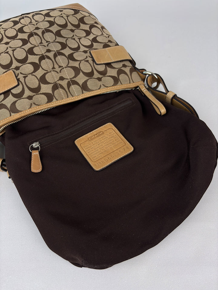 Coach Signature Ergo Buckle Shoulderbag