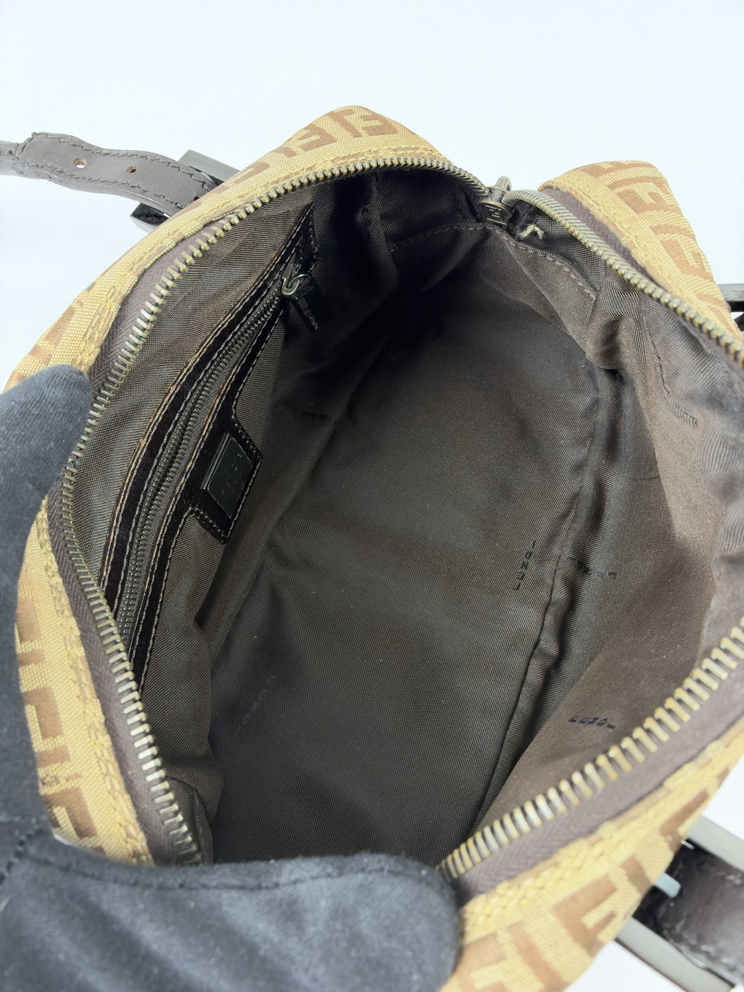Fendi Zucchino Canvas Mini Boston Shoulder Bag in Beige/Braun, Detailansicht 12