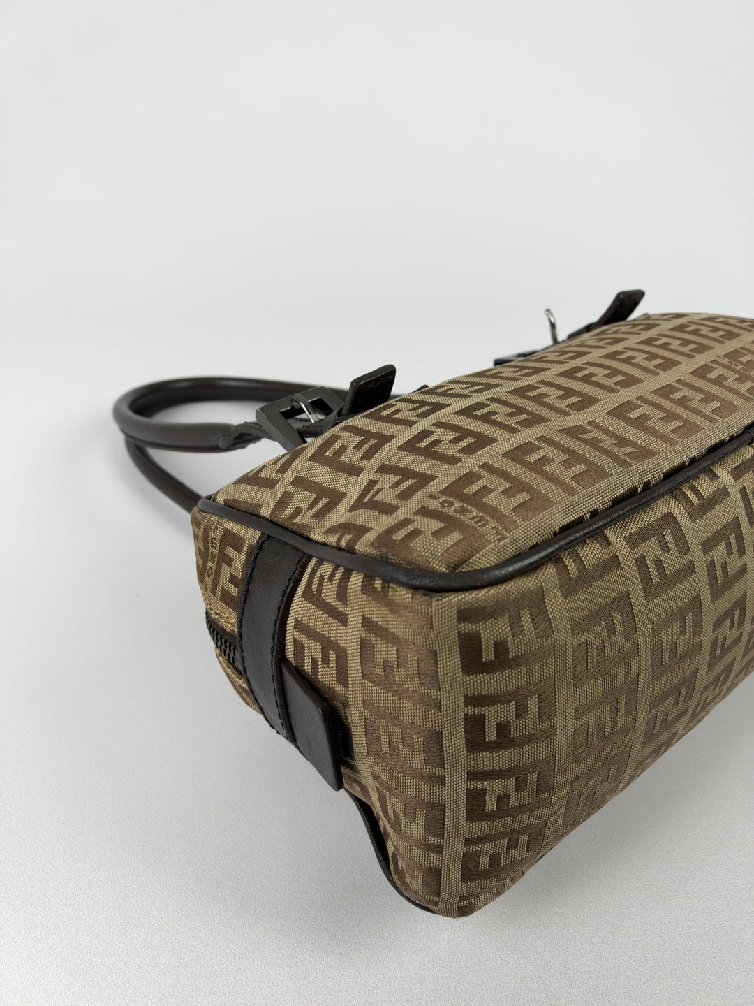 Fendi Zucchino Canvas Mini Boston Shoulder Bag in Beige/Braun, Detailansicht 6