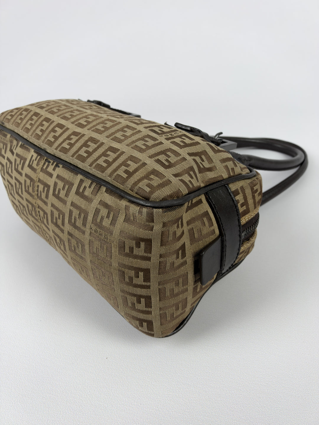 Fendi Zucchino Canvas Mini Boston Shoulder Bag in Beige/Braun, Detailansicht 8