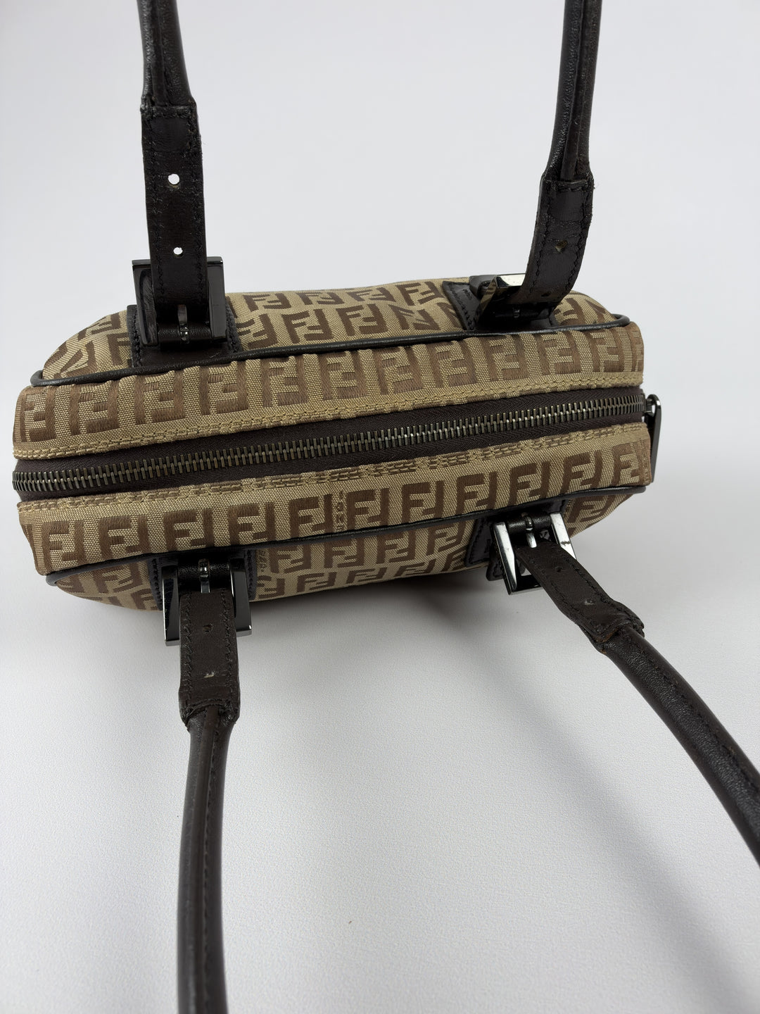 Fendi Zucchino Canvas Mini Boston Shoulder Bag in Beige/Braun, Detailansicht 9