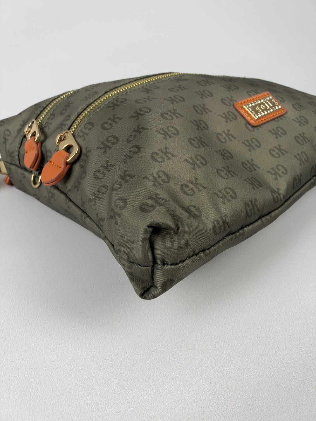 Goji GK Monogram Nylon Messenger Shoulder Bag in Khaki/Olive, Detailansicht 8