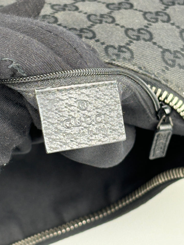 graue vintage gucci hobo schultertasche, second hand gucci women handbag