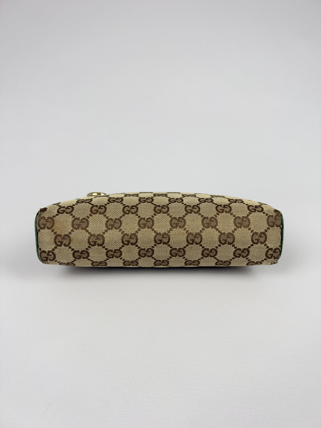 Gucci GG Canvas Abbey D-Ring Baguette Pochette Shoulder Bag in Beige/Braun, Detailansicht 6