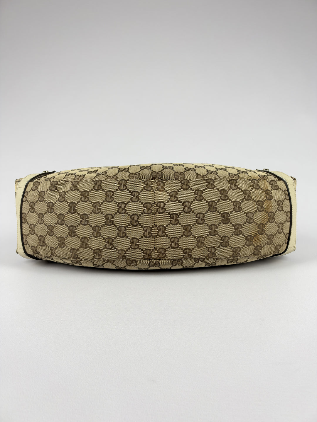 Gucci GG Canvas Abbey D-Ring Tote Shoulder Bag in Beige/Ebenholz, Detailansicht 4