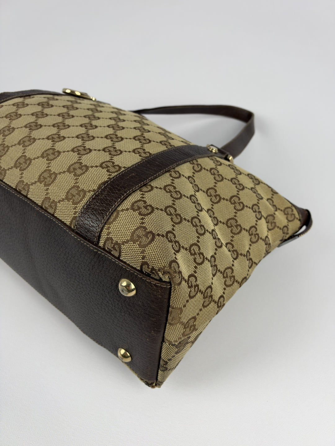 Gucci GG Canvas Abbey D-Ring Tote Shoulder Bag in Beige/Braun, Detailansicht 7