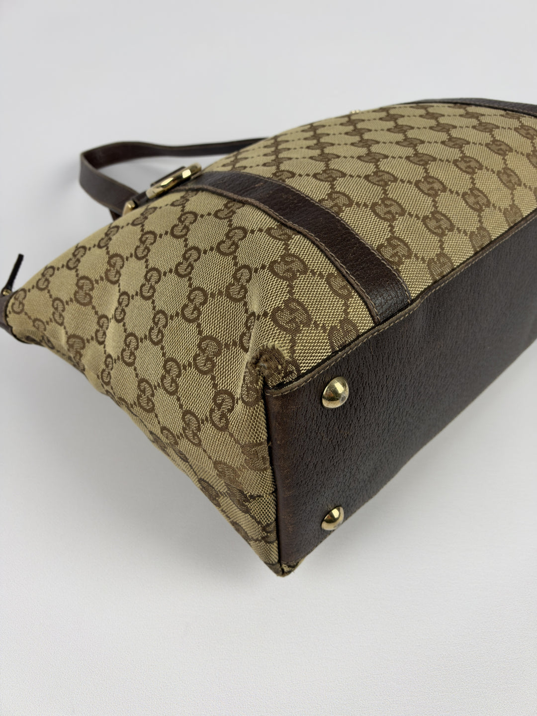 Gucci GG Canvas Abbey D-Ring Tote Shoulder Bag in Beige/Braun, Detailansicht 8