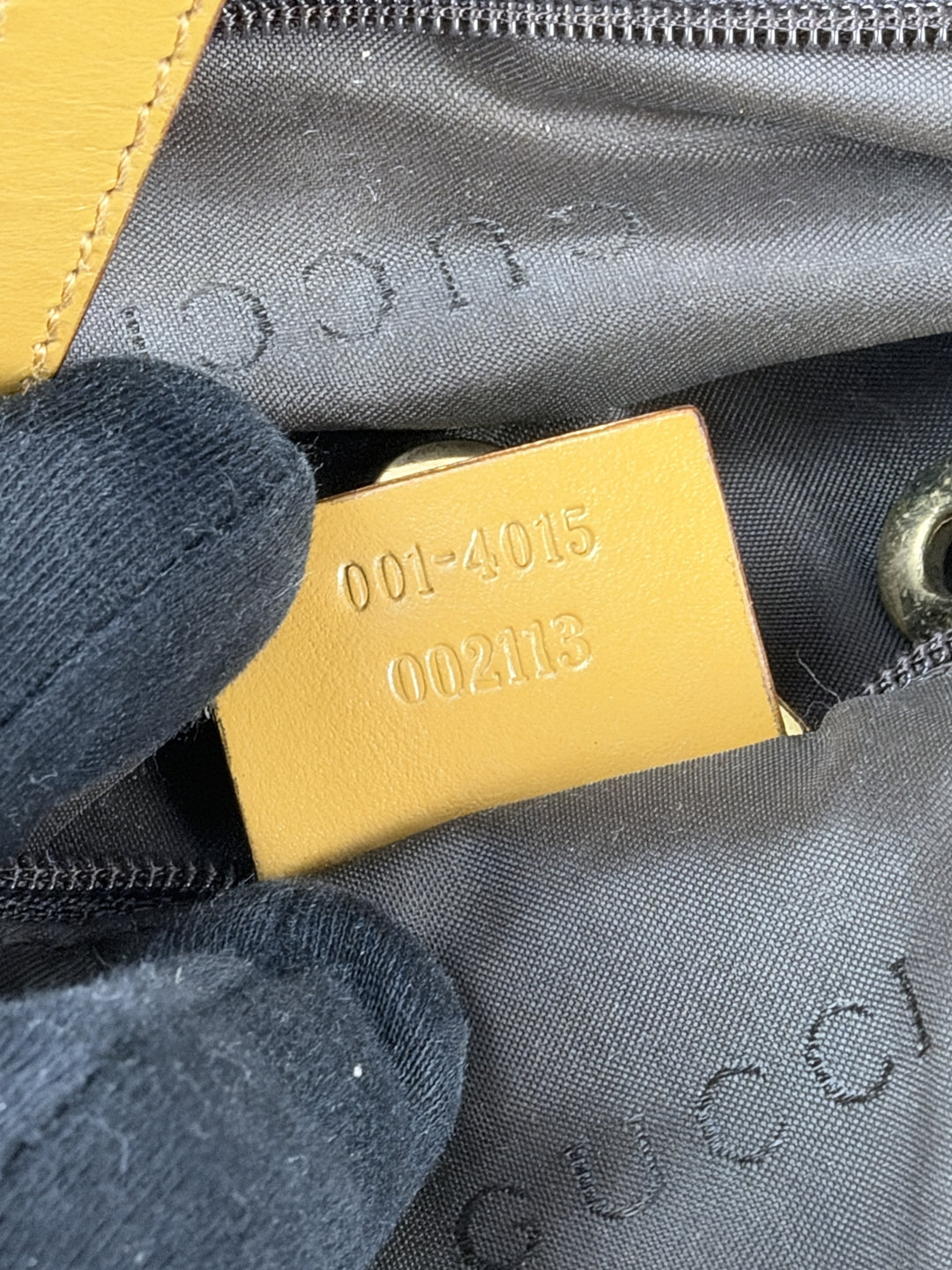 Gucci GG Canvas Jackie Chain Hobo Shoulder Bag in Beige/Ebenholz, Detailansicht 16