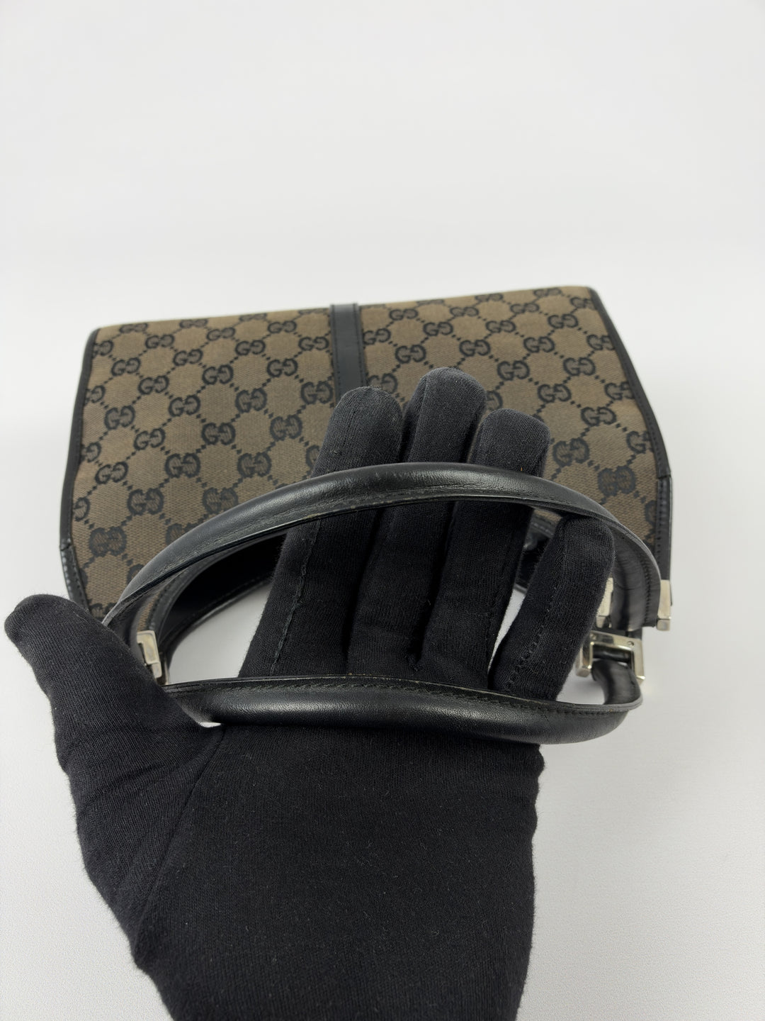 Gucci GG Canvas Jackie Small Hobo Shoulder Bag in Dunkelbraun/Schwarz, Detailansicht 12