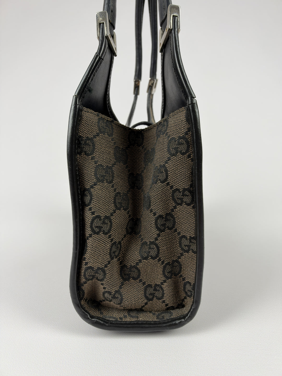 Gucci GG Canvas Jackie Small Hobo Shoulder Bag in Dunkelbraun/Schwarz, Detailansicht 2
