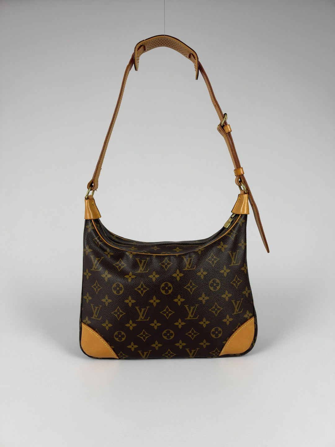 Louis Vuitton Monogram Boulogne 30 Shoulder Bag in Braun, Detailansicht 2