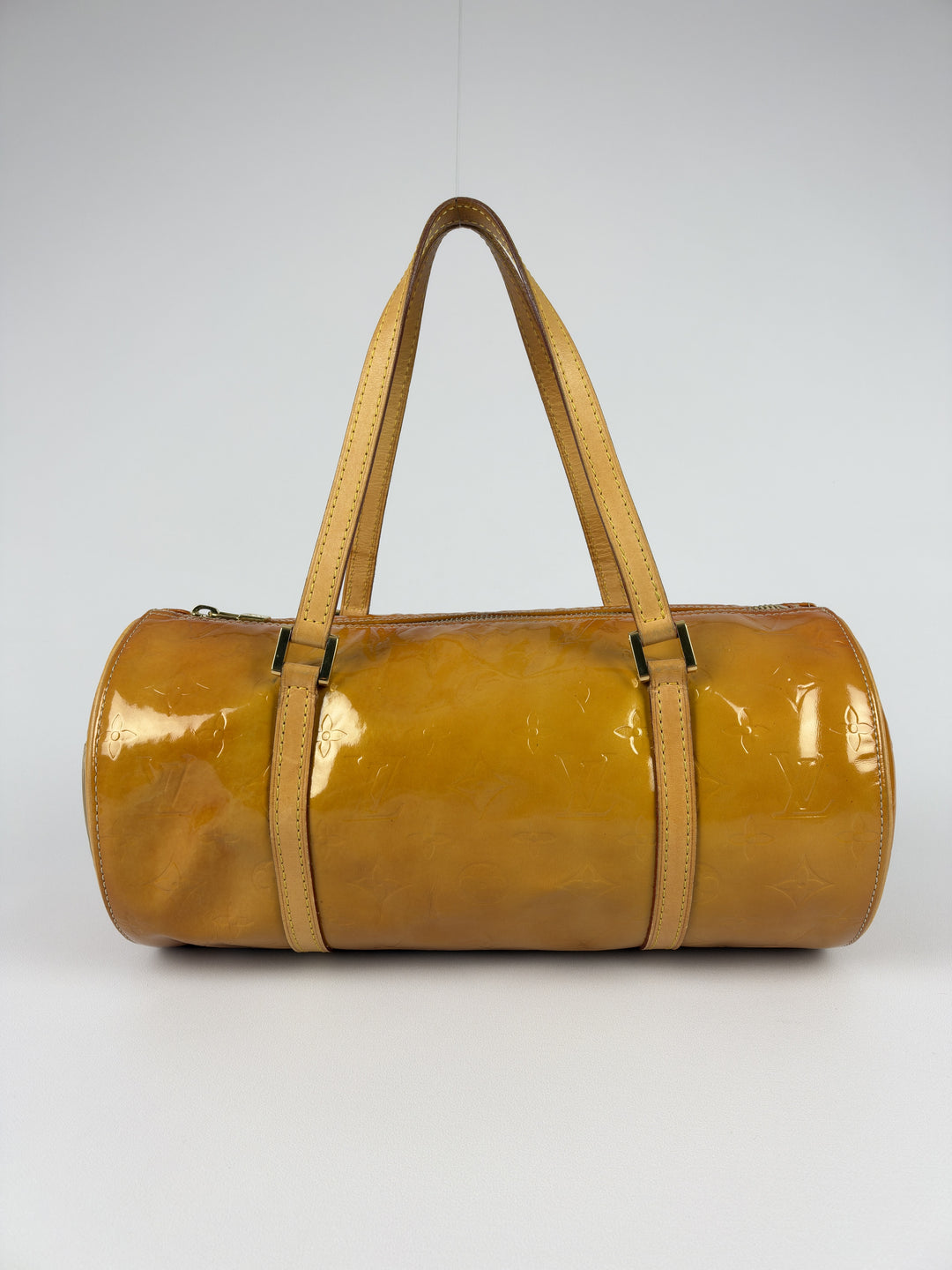 Louis Vuitton Monogram Vernis Bedford Papillon 30 Handbag in Honig/Orange, Detailansicht 2