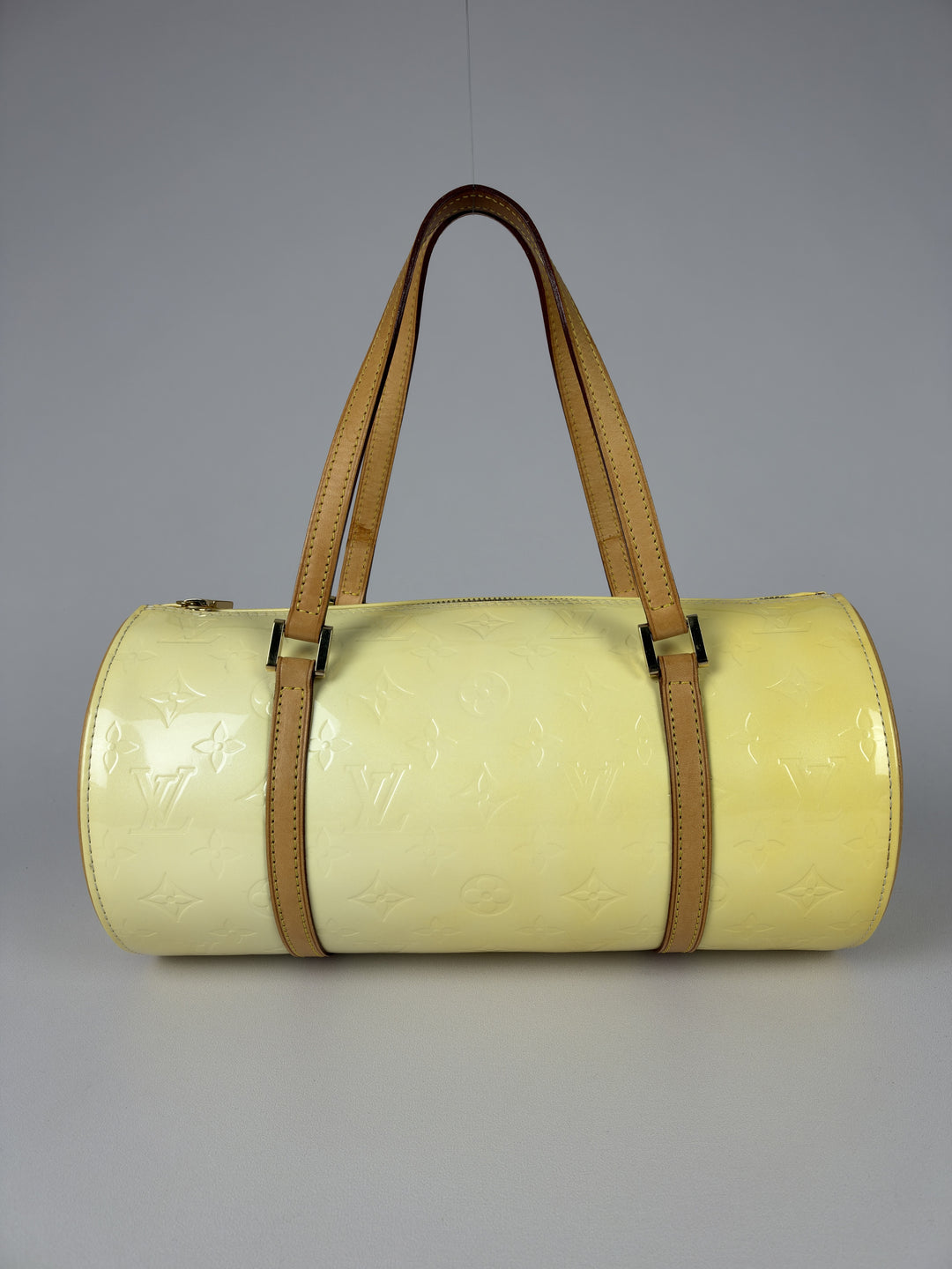 Louis Vuitton Vernis Bedford Papillon Handbag in Hellgelb, Detailansicht 2
