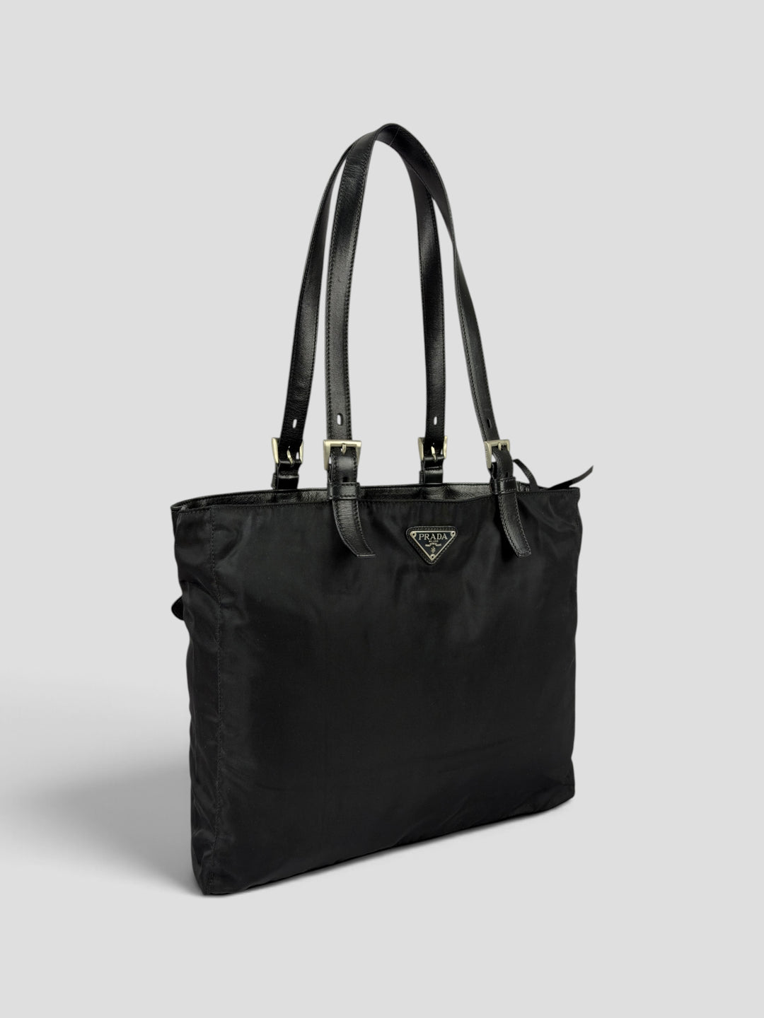 Prada Tessuto Nylon Leather Pocket Shopper Tote Shoulder Bag aus Tessuto-Nylon in Schwarz, Vorderansicht