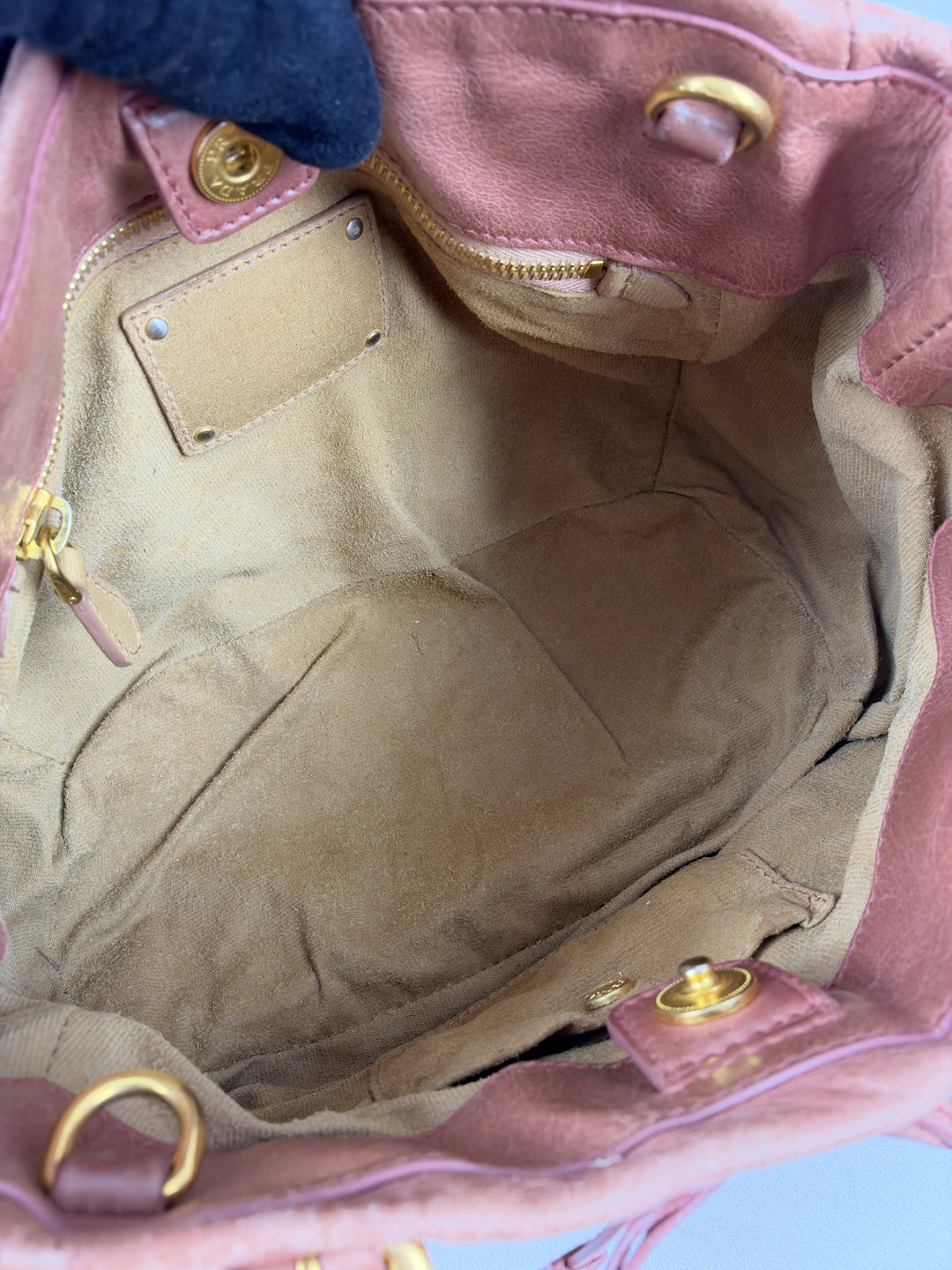 Prada Vitello Shine Leather Bow Tote Shoulder Bag in Rosé/Altrosa, Detailansicht 12