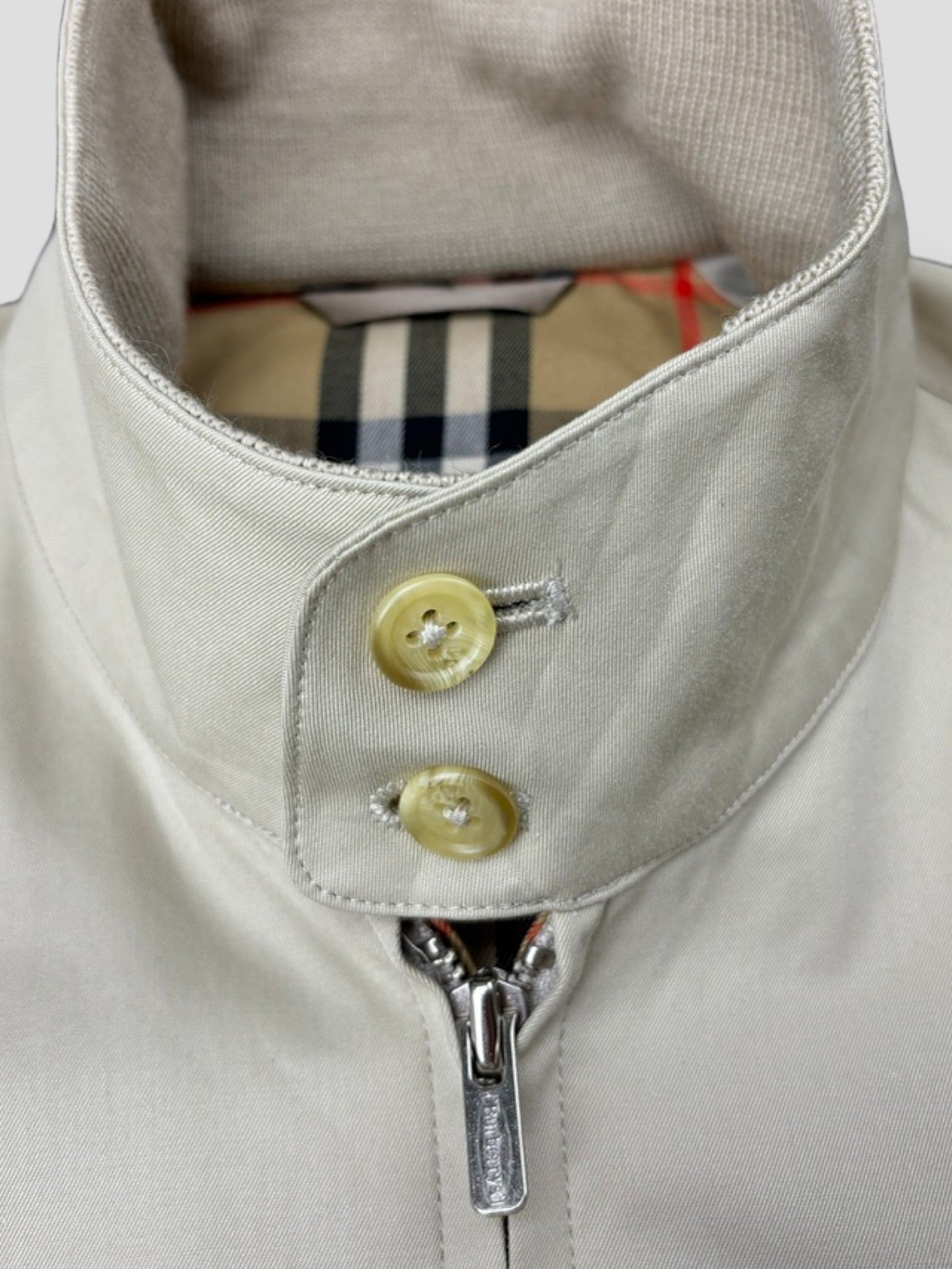 Vintage burberry bomber jacket on sale