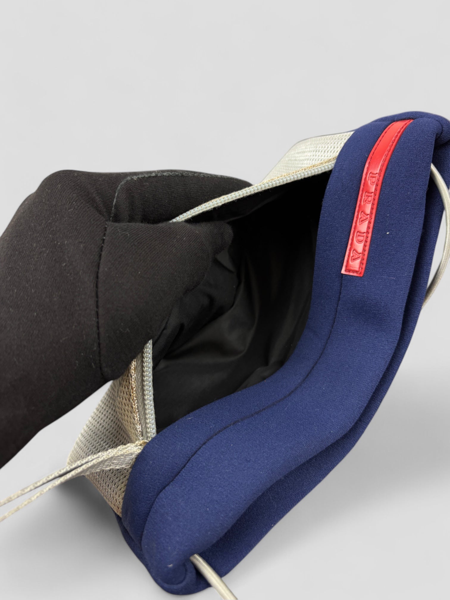 Prada Archive 99' Sport Bag in weiß für Herren – SANZVintage