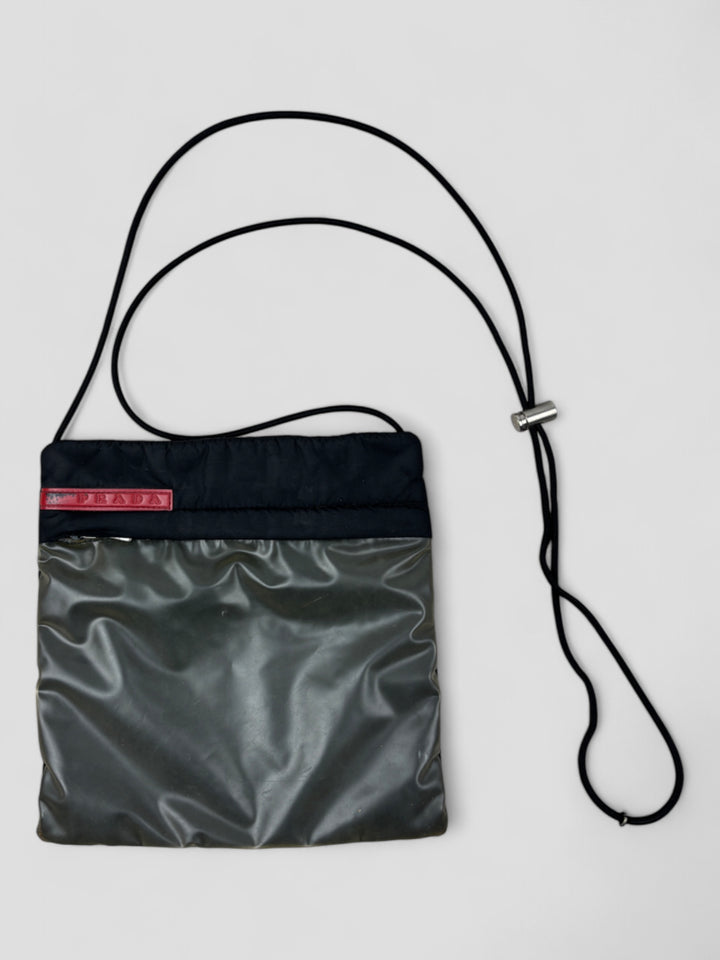 vintage Prada Sport Archive 1999 Umhängetasche schwarz Herren, second hand prada crossbodybag black men