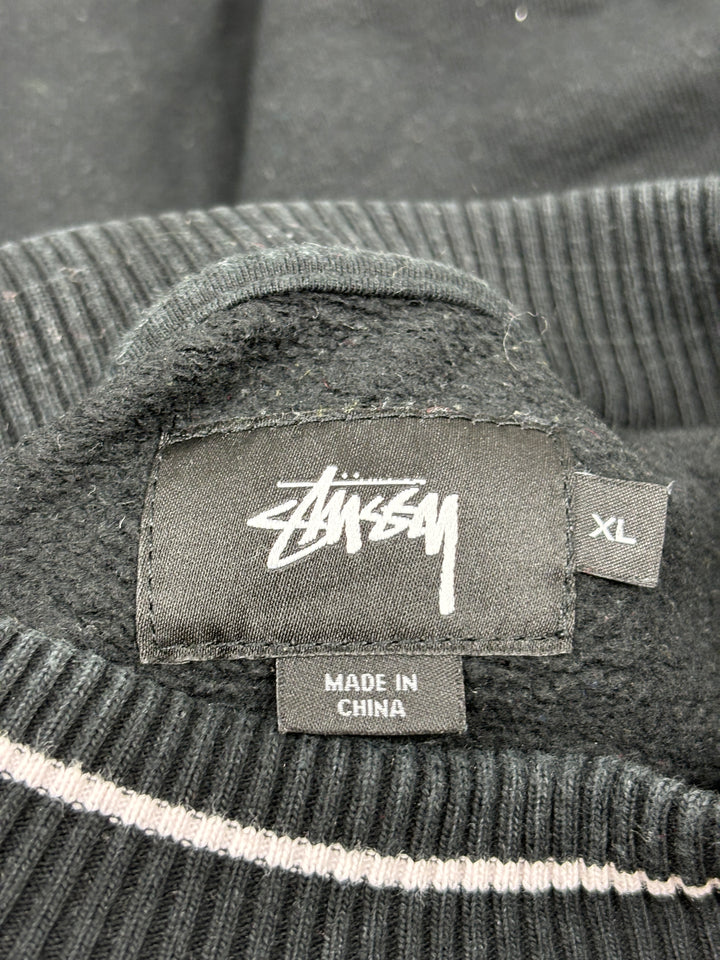 vintage Stussy Pullover fuer Herren in schwarz, second hand stussy sweater men in black