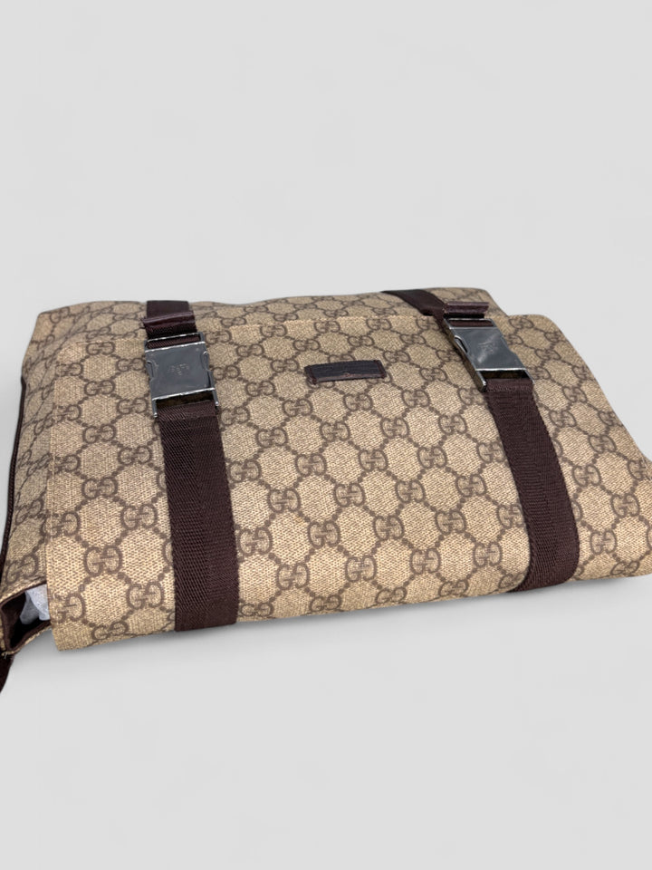 vintage gucci herren Umhaengetasche beige, second hand gucci crossbody bag men 7