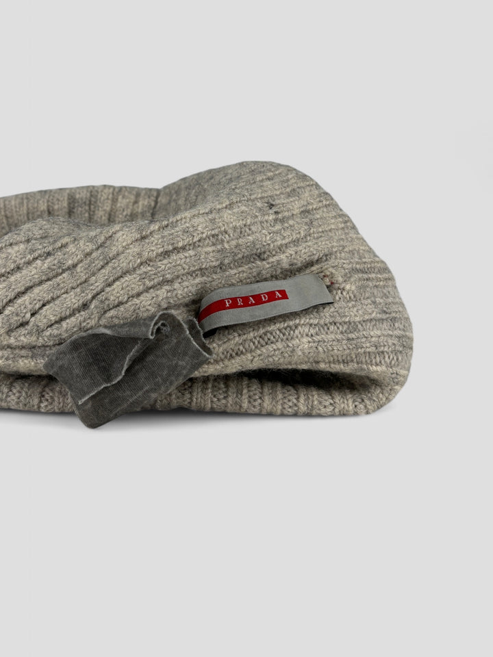 vintage unisex prada beanie grau, second hand prada mütze grey